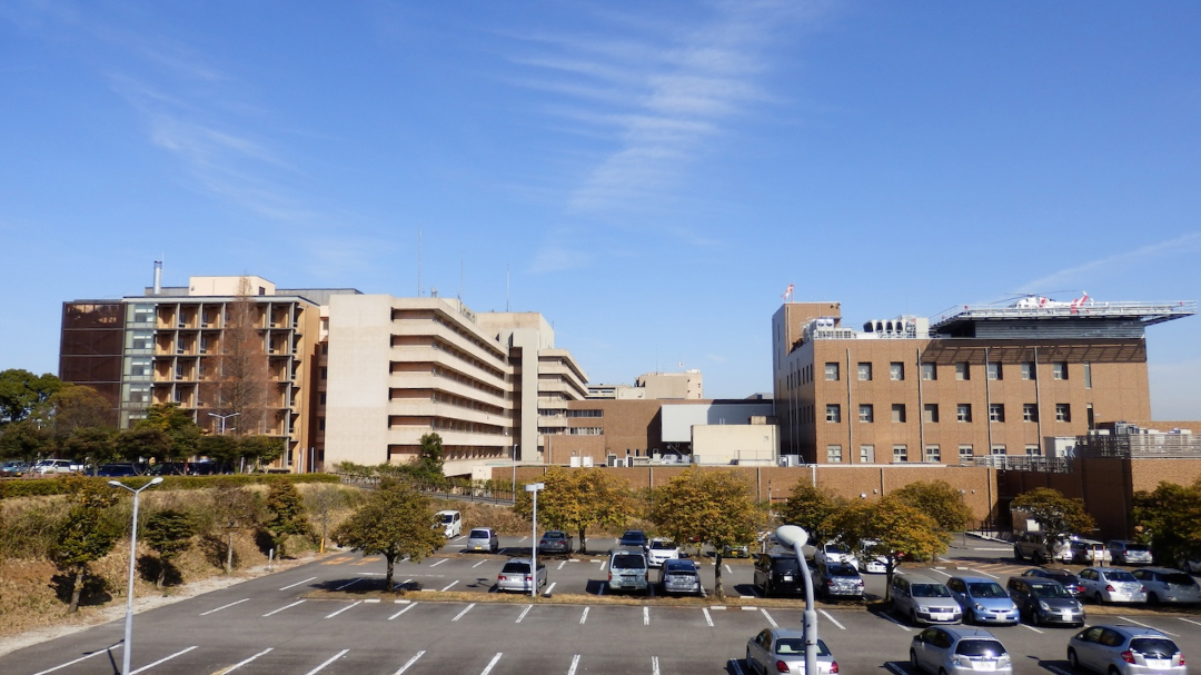 附属病院新病棟の写真